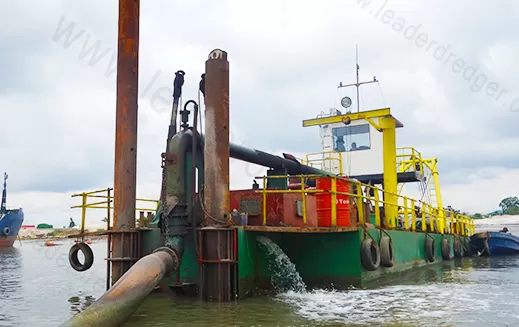 Pond Dredgers - Leader Dredger